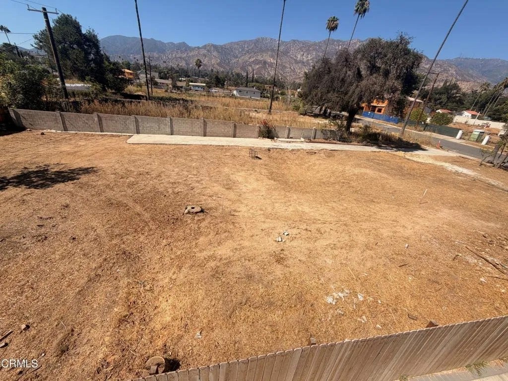 Photo of 2235 Mar Vista, Altadena, CA 91001 (MLS # P1-29191)