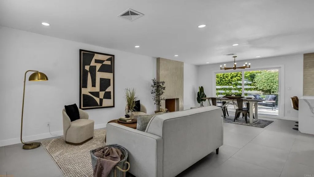 1111 S San Joaquin Drive
