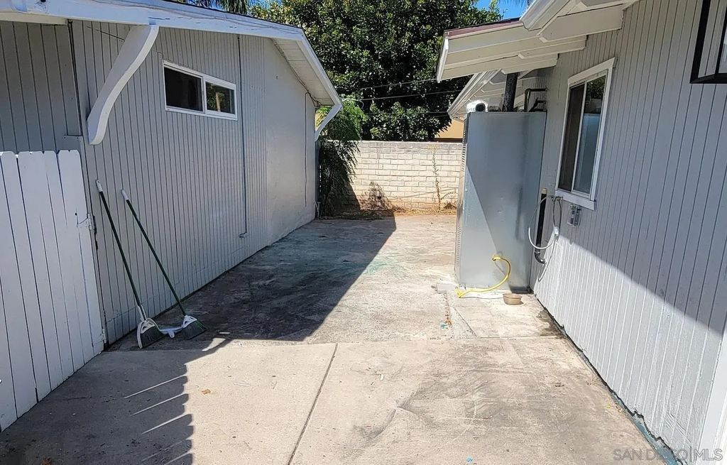 Photo of 1383-87 Oakdale Avenue, El Cajon, CA 92021 (MLS # 260003202)