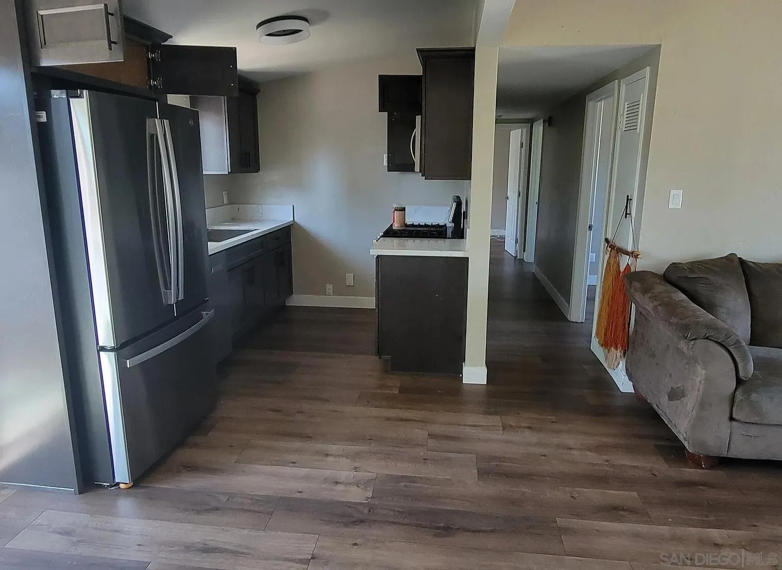 1383-87 Oakdale Avenue