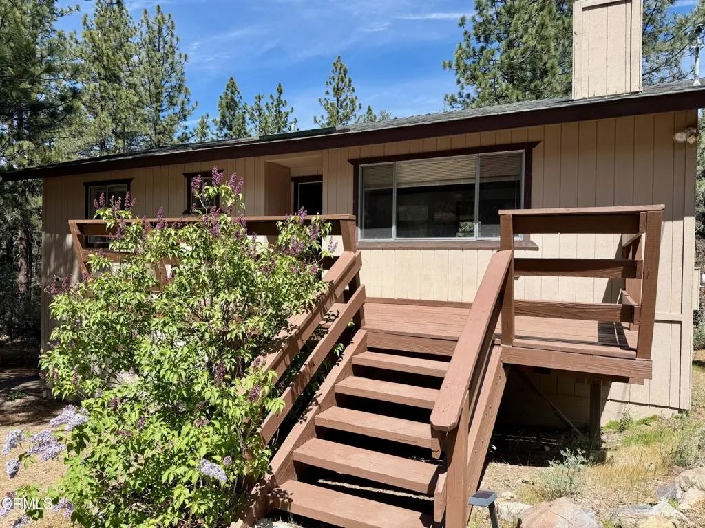 1716 Lassen Way
