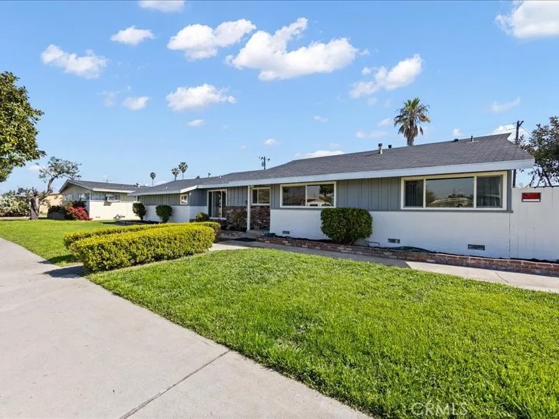 11222 Magnolia Street