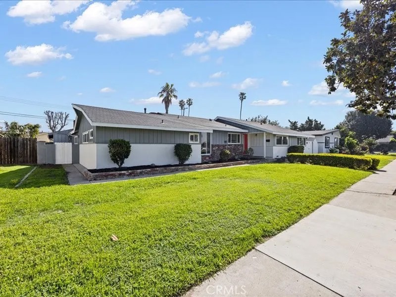 11222 Magnolia Street