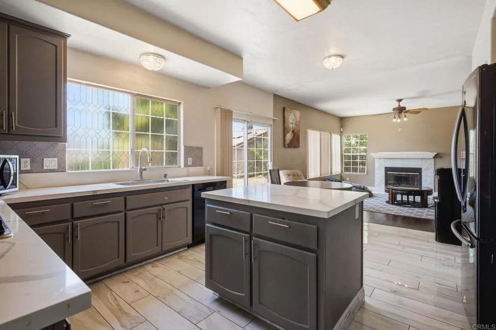 1737 Foxfire Court