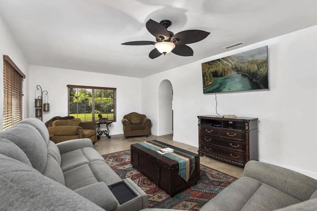 325 West Haverford