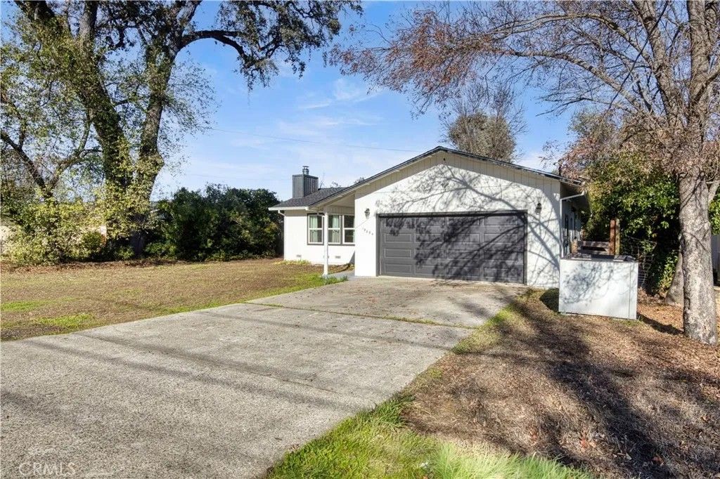 Photo of 19894 Mountain Meadows South Mdw, Hidden Valley Lake, CA 95467 (MLS # LC25266177)