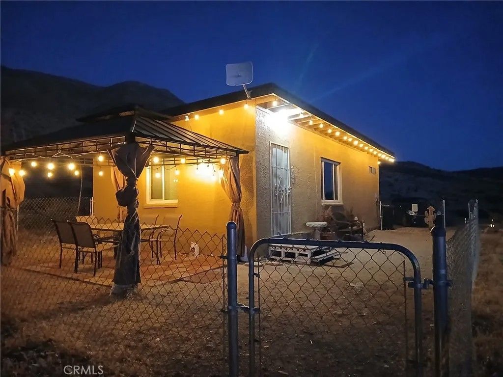 Photo of 21025 Medford Way, Apple Valley, CA 92308 (MLS # HD26087676)