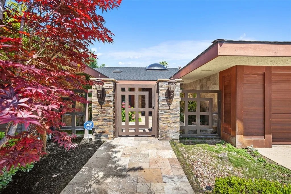 27121 Shenandoah Drive