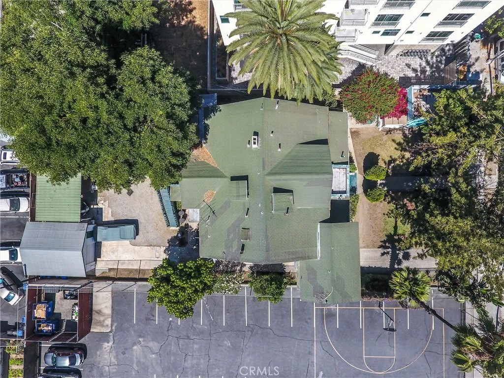 1470 W Adams Boulevard