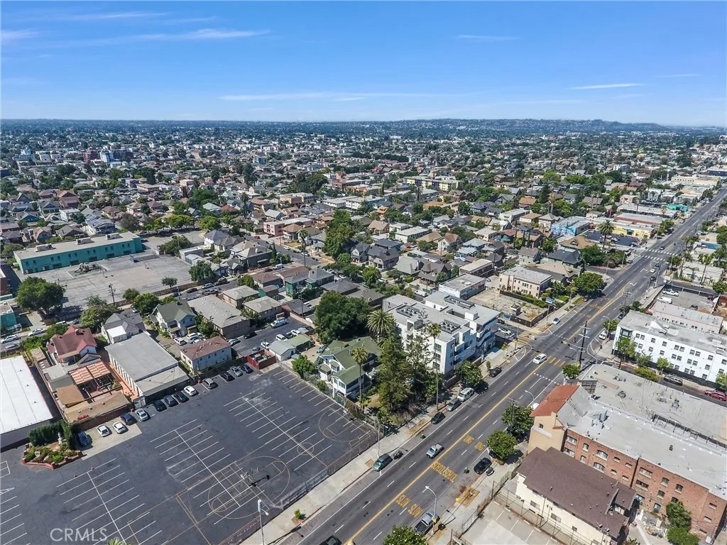 1470 W Adams Boulevard