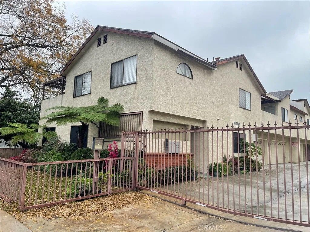 Photo of 9504 Harvard St, Bellflower, CA 90706 (MLS # DW25282015)