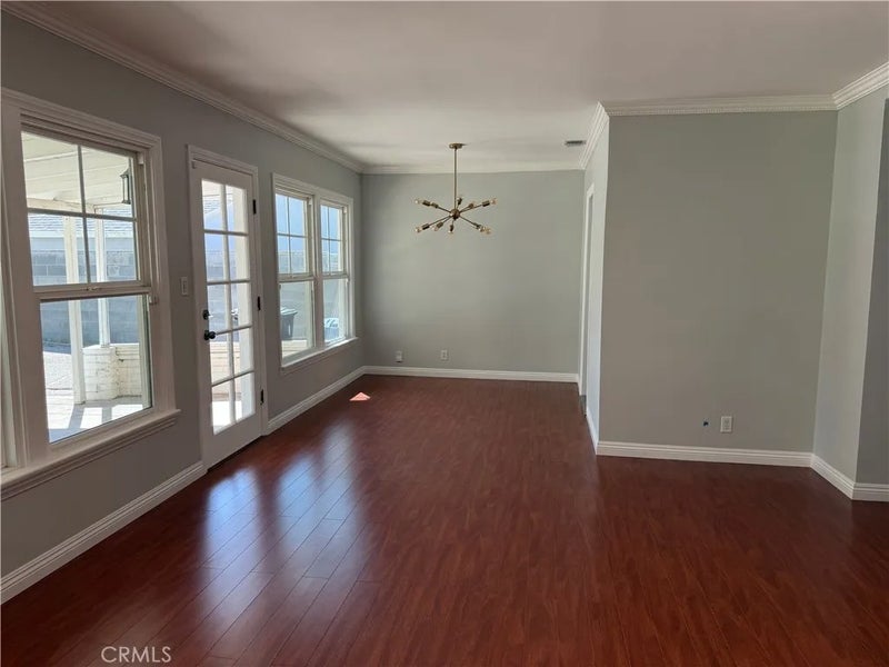 2812 N Myers