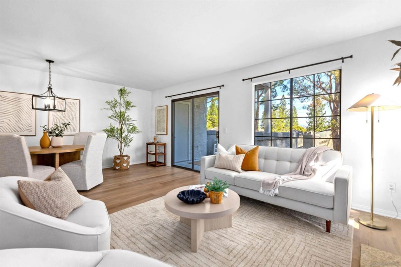 14978 Avenida Venusto 57