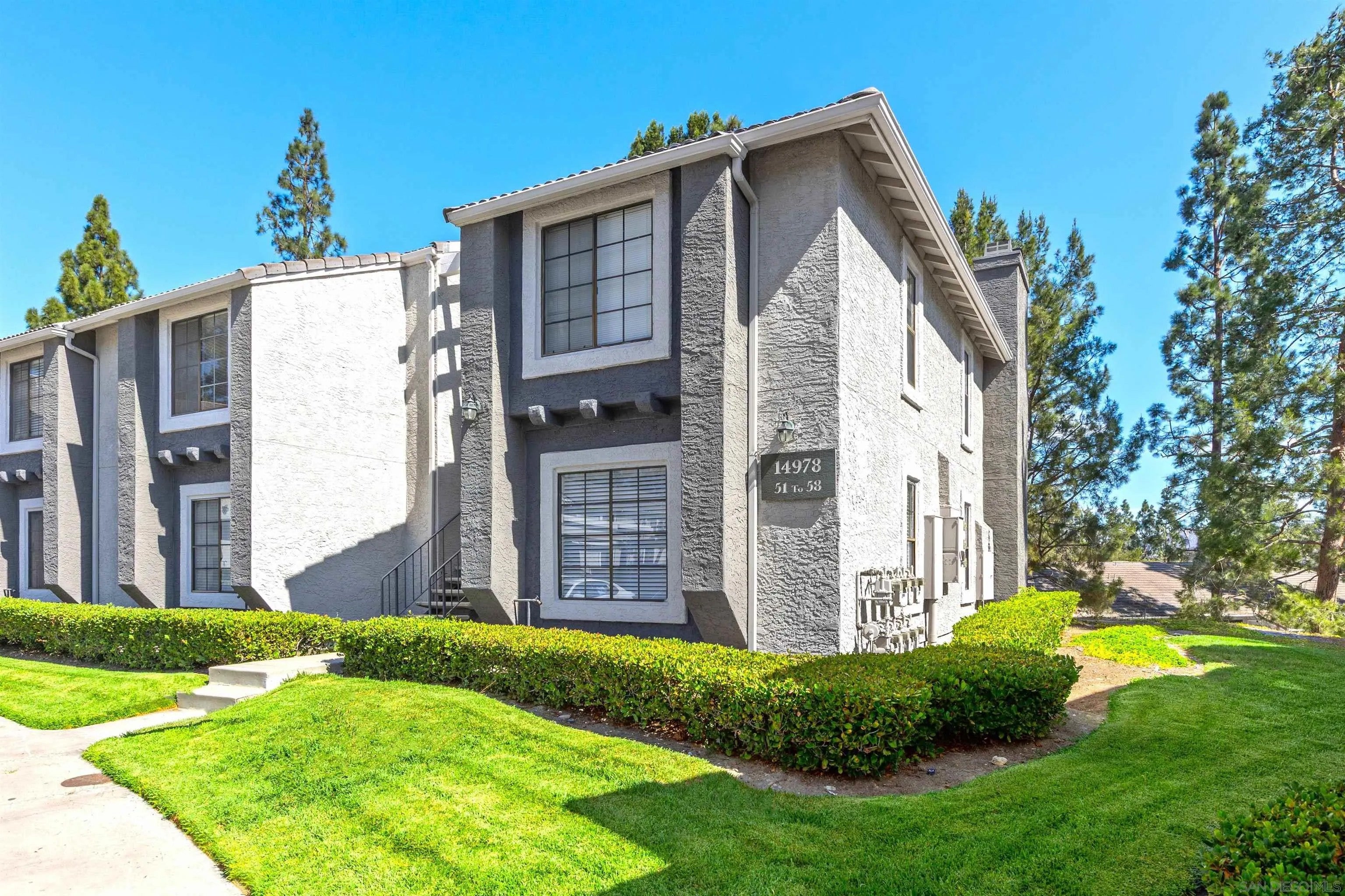 14978 Avenida Venusto 57