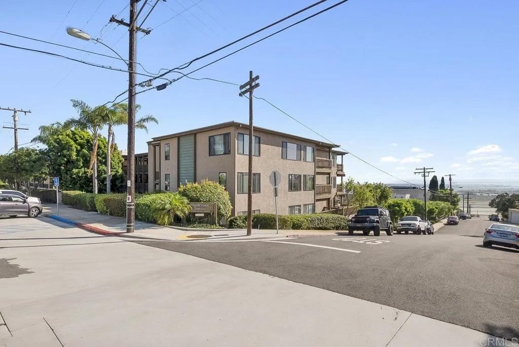 2960 Union Street 101