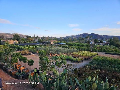 717 Ora Avo Vista CA 92084