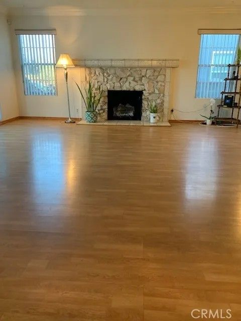 Photo of 14412 Collins St, Sherman Oaks, CA 91401 (MLS # SR26048866)