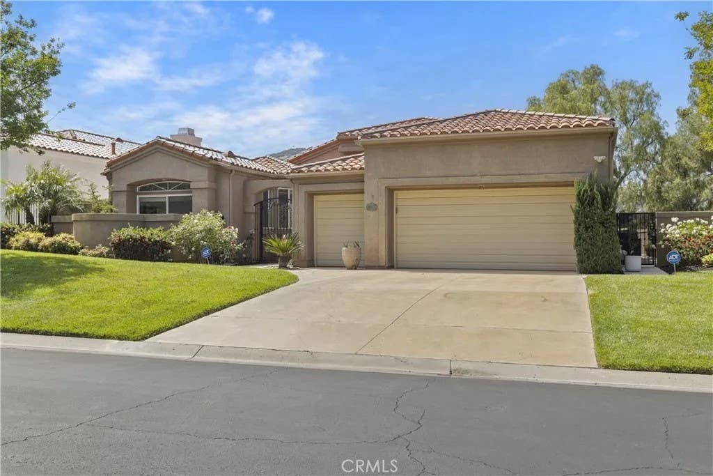 Photo of 38027 Cherrywood Drive, Murrieta, CA 92562 (MLS # SW26092944)