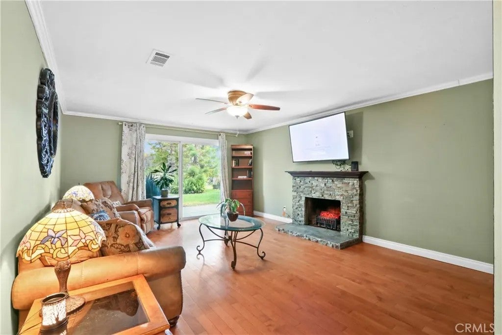 Photo of 3927 Bedford AVE, Oceanside, CA 92056 (MLS # IV26108512)