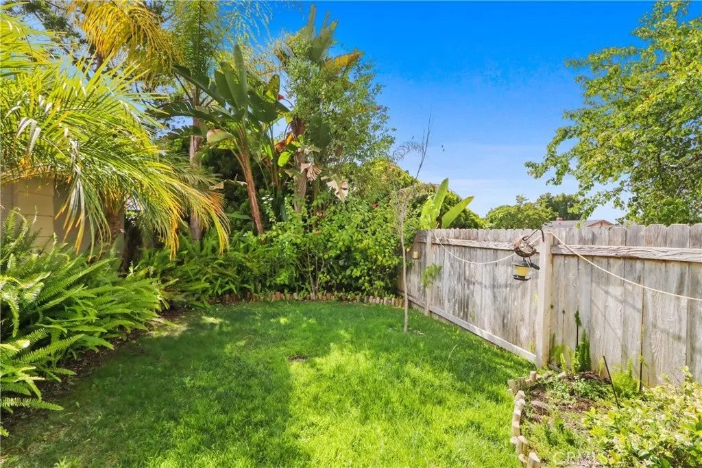 Photo of 3927 Bedford AVE, Oceanside, CA 92056 (MLS # IV26108512)