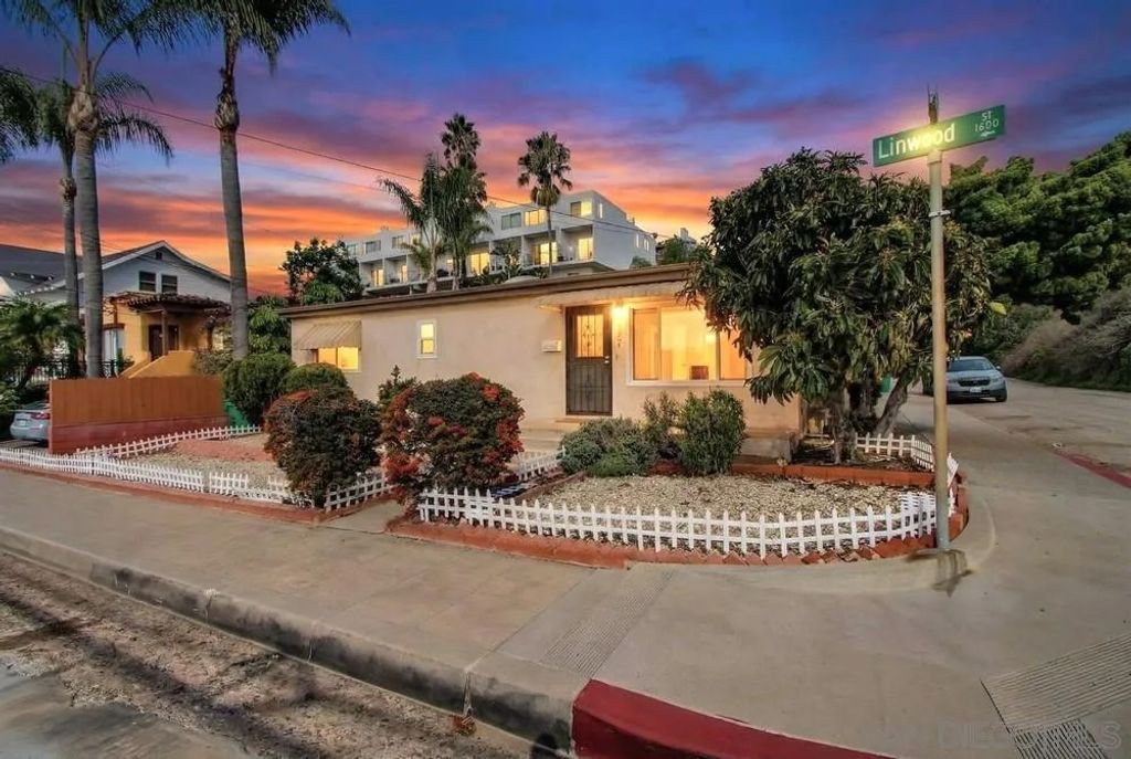 Photo of 1654 Linwood St, San Diego, CA 92103 (MLS # 250044102)