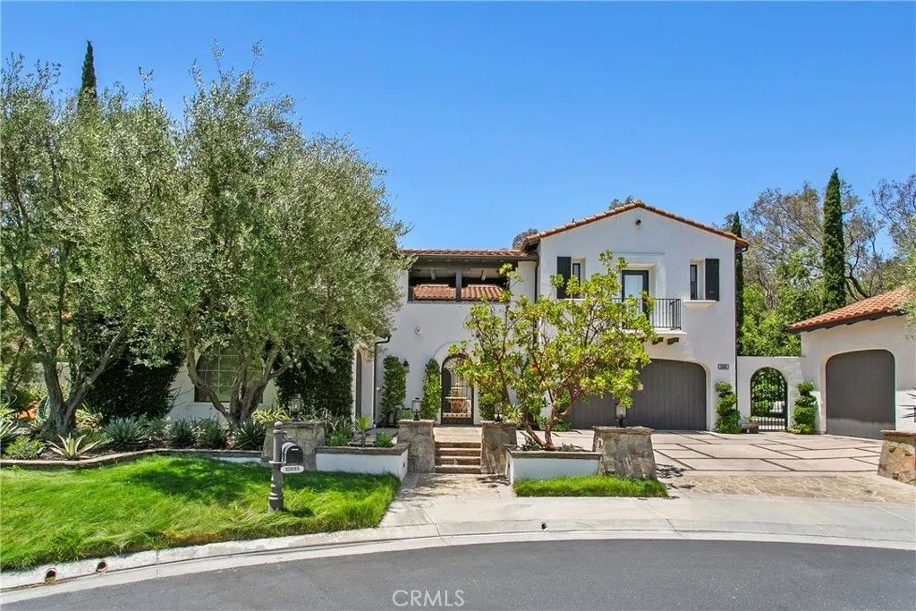 Photo of 10885 Silverado Ter, Tustin, CA 92782 (MLS # NP25257986)