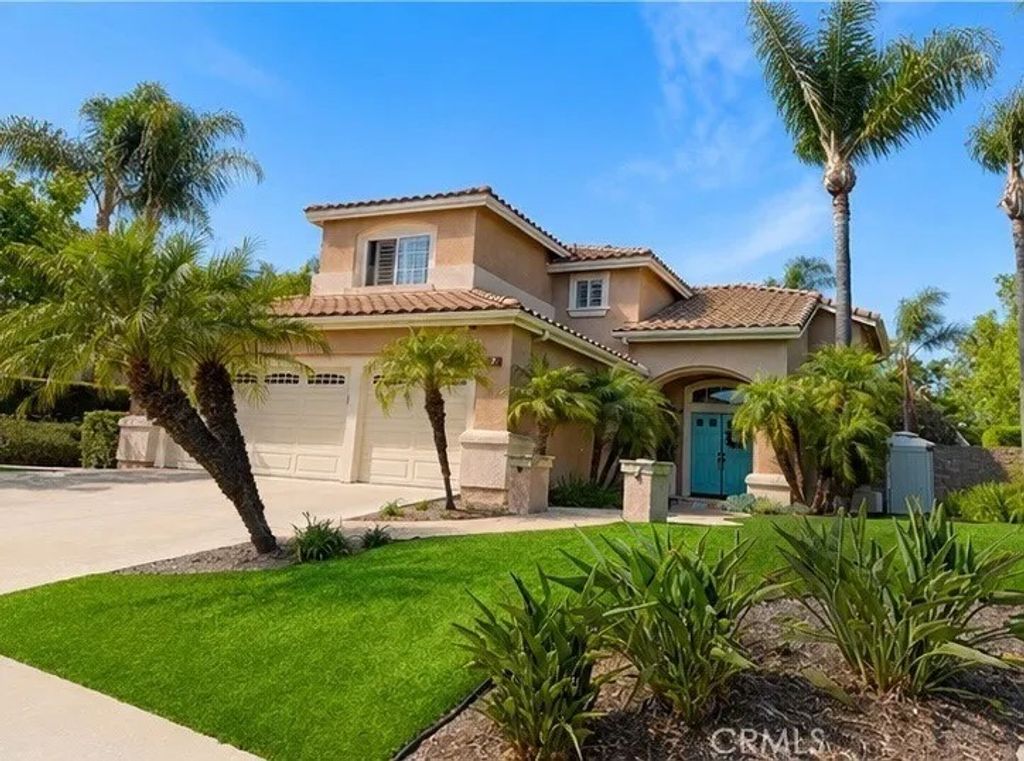 Photo of 7 Skylark Dr, Aliso Viejo, CA 92656 (MLS # OC26096141)
