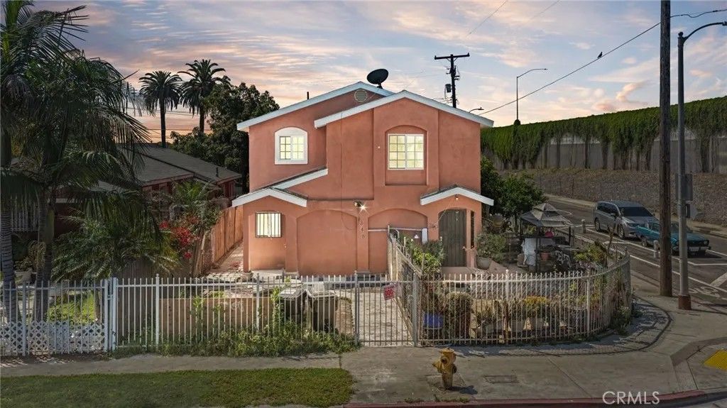 Photo of 348 W 83rd Street, Los Angeles, CA 90003 (MLS # CV26104860)