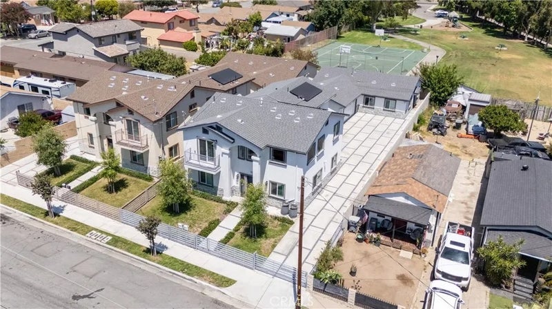 532 Mcfadden