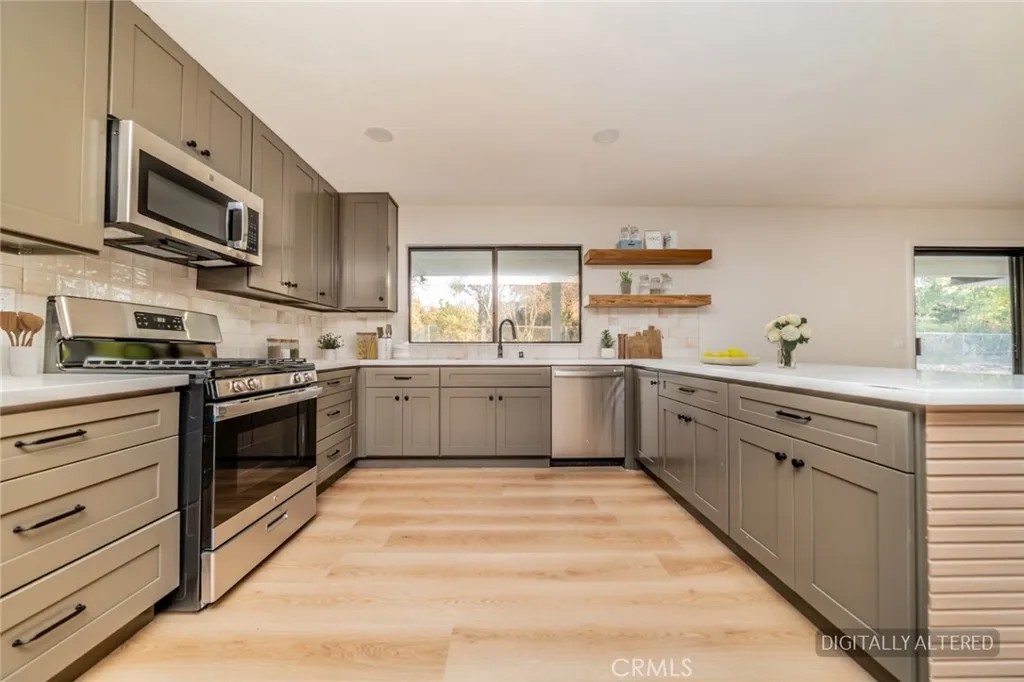 27307 Balboa Court