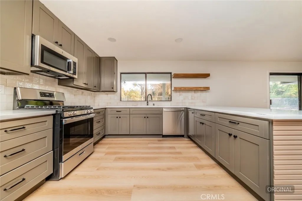27307 Balboa Court