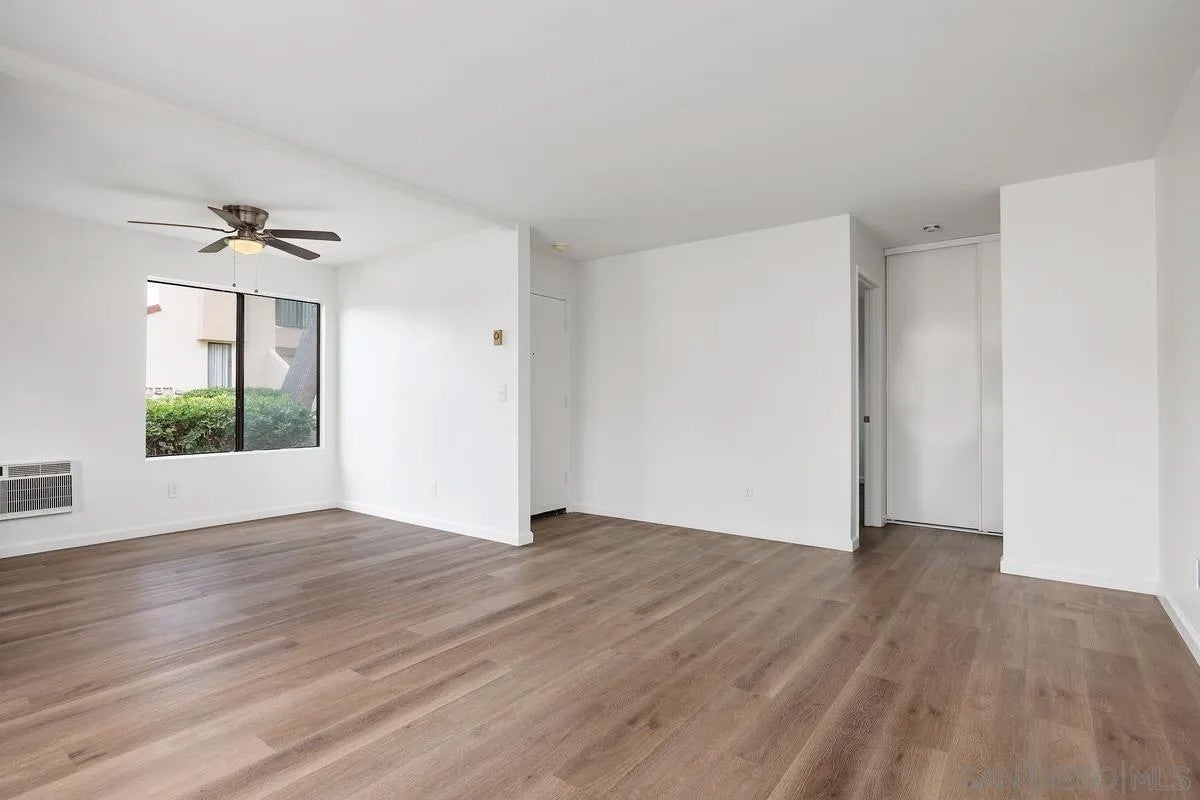 10845 Camino Ruiz 57