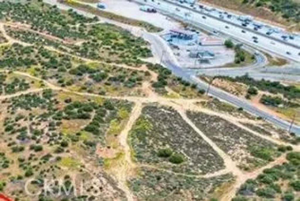 Photo of 0 Mariposa, Oak Hills, CA 92344 (MLS # HD26039786)