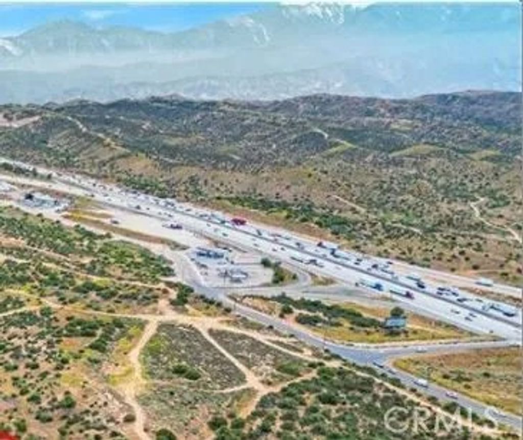 Photo of 0 Mariposa, Oak Hills, CA 92344 (MLS # HD26039786)