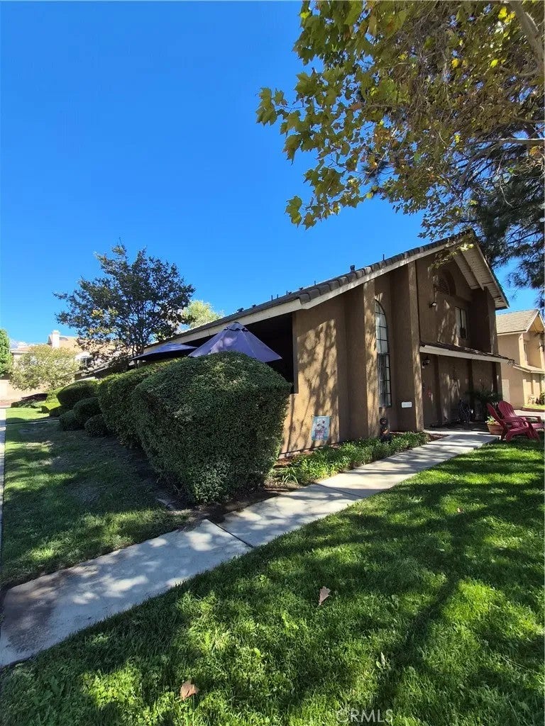 3111 Jaguar Way East