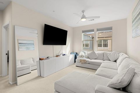 Tiny photo for 1257 Calle Datura #157, Chula Vista, CA 91913 (MLS # 250045134)