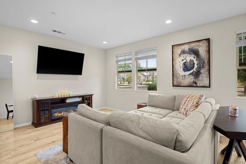 Tiny photo for 1257 Calle Datura #157, Chula Vista, CA 91913 (MLS # 250045134)