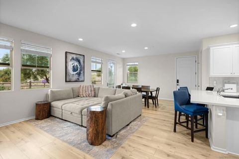 Tiny photo for 1257 Calle Datura #157, Chula Vista, CA 91913 (MLS # 250045134)