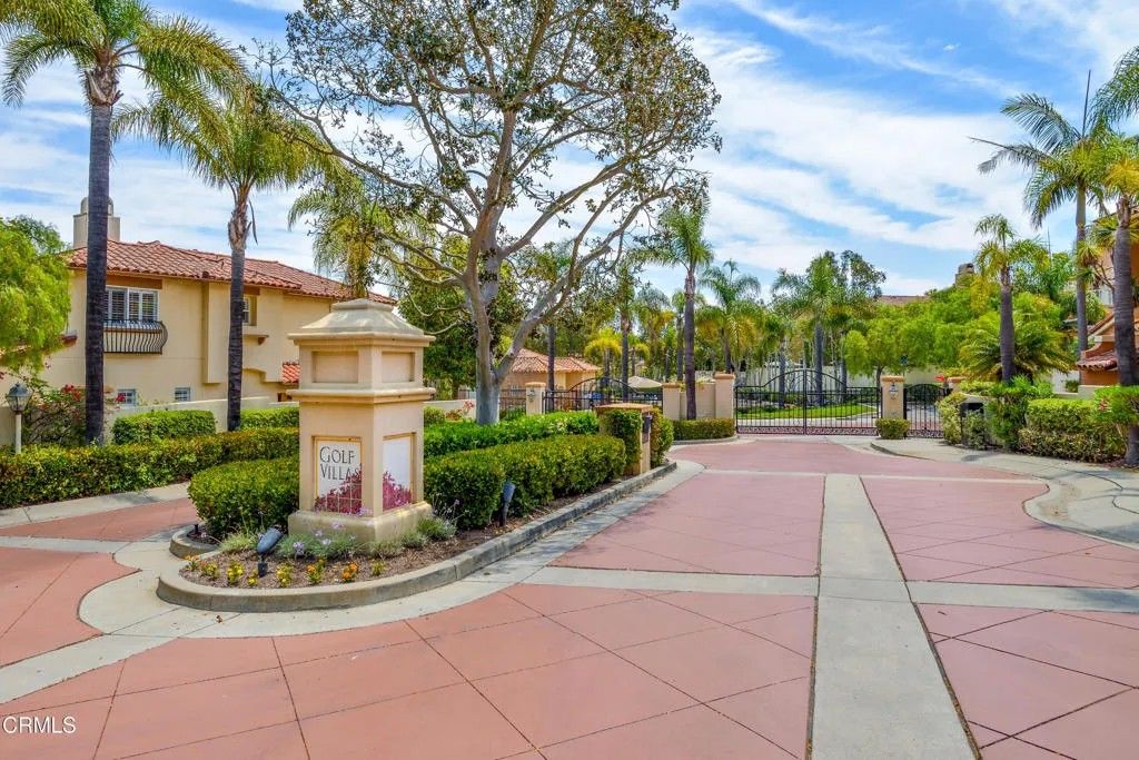 Photo of 1150 Corte Riviera, Camarillo, CA 93010 (MLS # V1-33932)