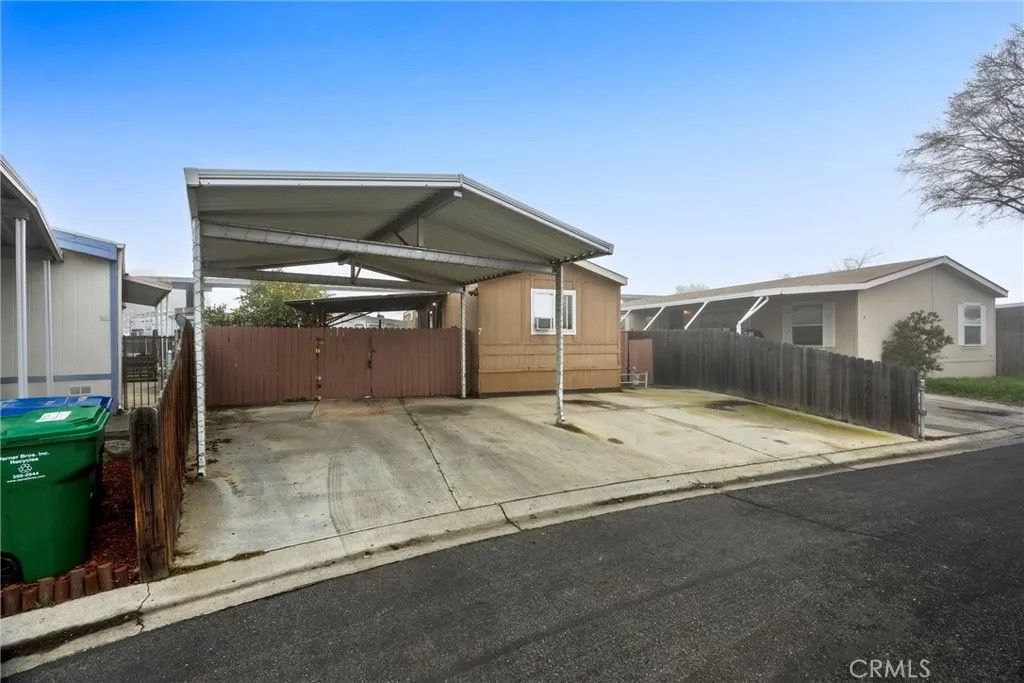 Photo of 14035 Rosedale Highway #7, Bakersfield, CA 93314 (MLS # PI26015791)