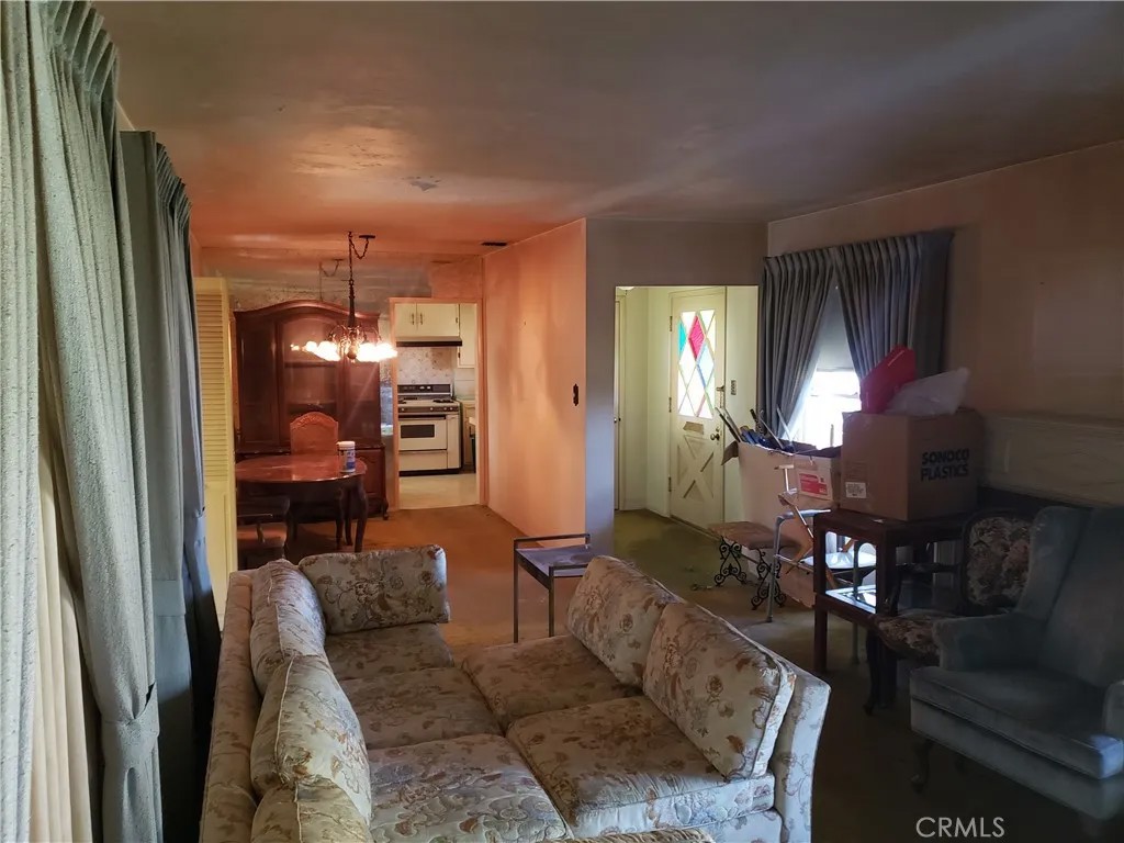 9406 La Rosa Drive