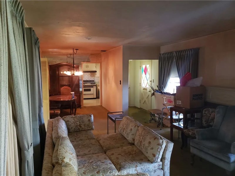 9406 La Rosa Drive