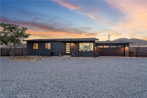 Photo of 4726 Avenida La Flora Desierta, Joshua Tree, CA 92252 (MLS # WS26108555)