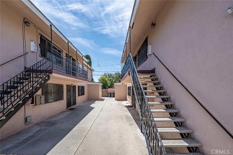 436 E Market