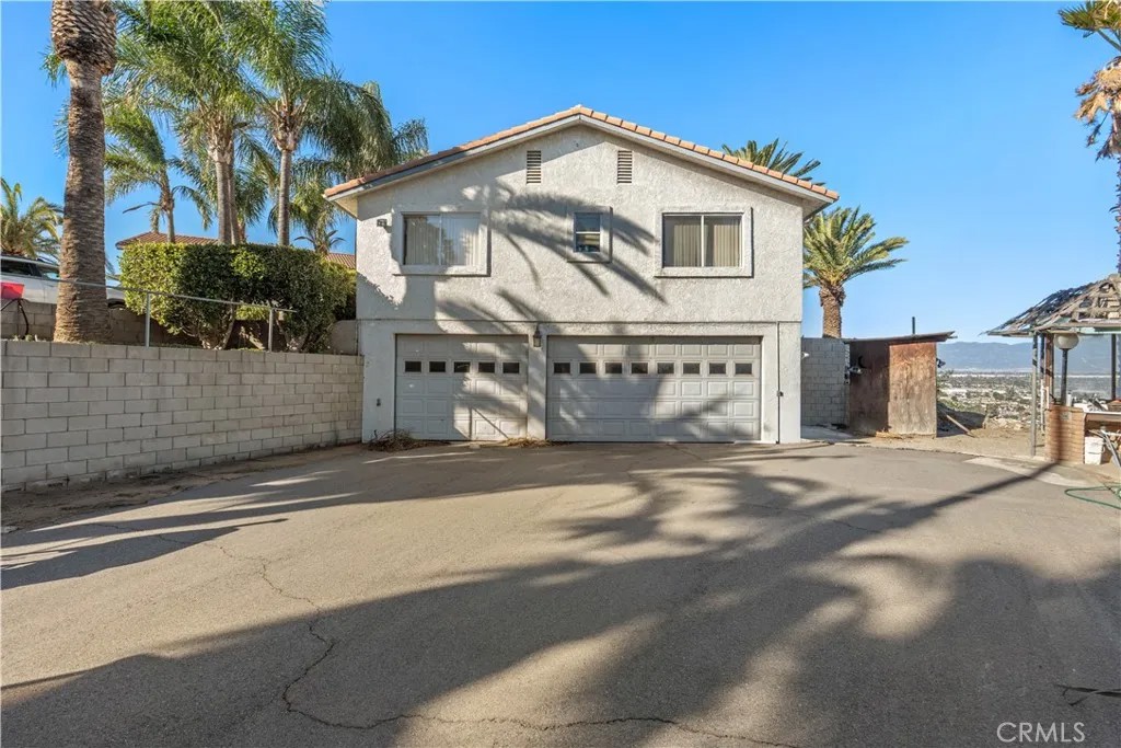 11251 Laurel