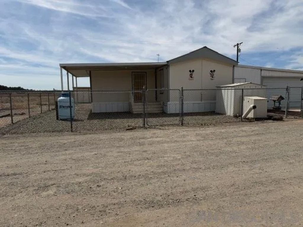 Photo of 1405 York Road, Imperial Beach, CA 92283 (MLS # 260009348)