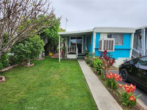 Photo of 185 Eucalyptus Ave #24, Rialto, CA 92376 (MLS # CV25247098) Photo of 185 Eucalyptus Ave #24, Rialto, CA 92376 (MLS # CV25247098)
