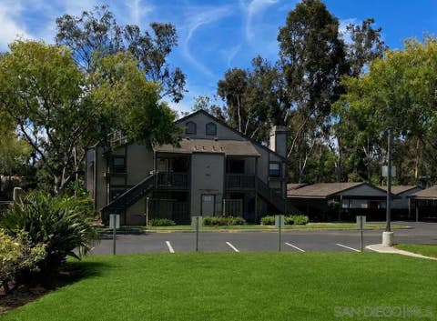 Photo of 1953 Wellington Ln #4, Vista, CA 92081 (MLS # 260016701)