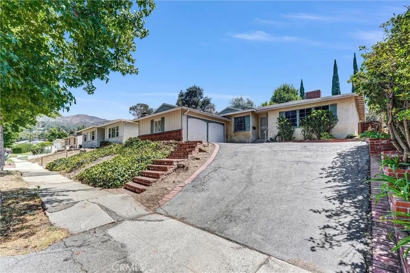 9818 Creemore Drive