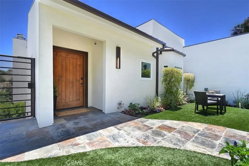 15059 Rayneta Drive